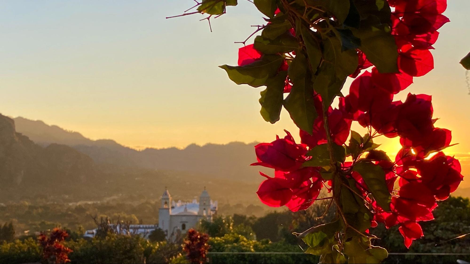 Vista de Posada del Tepozteco